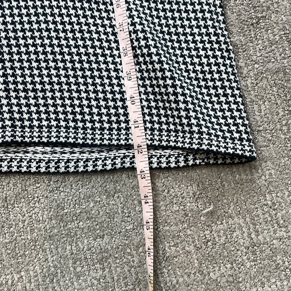 Lauren houndstooth sweater dress - Picture 5 of 5